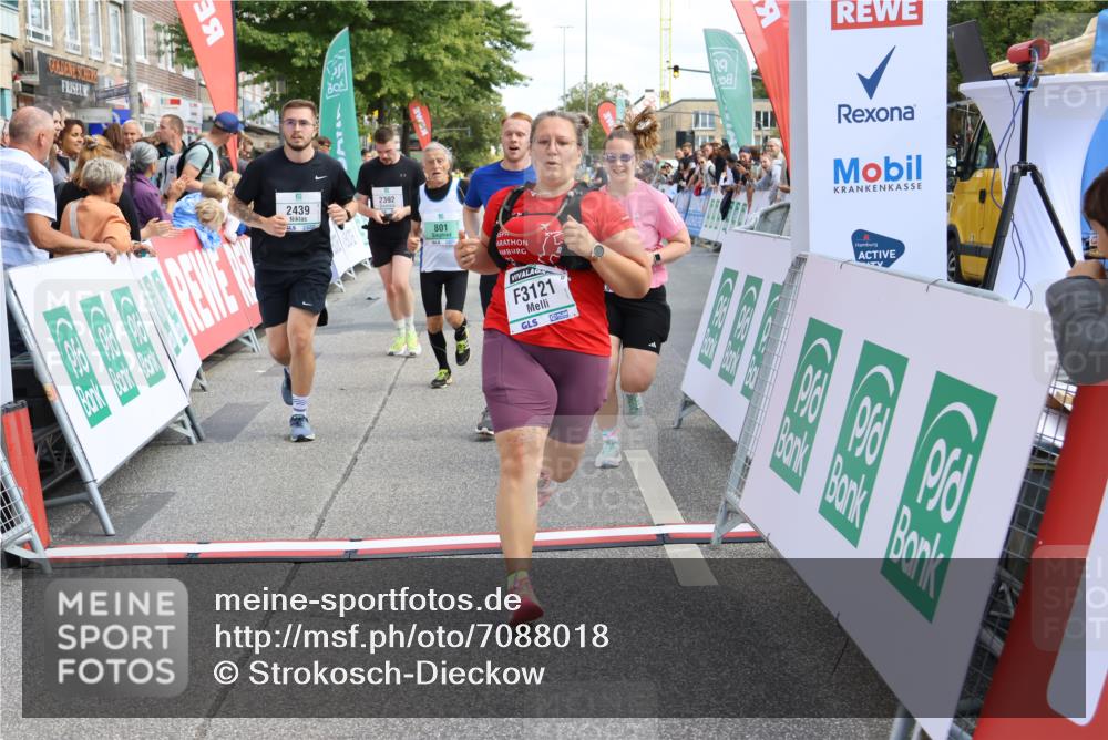 15.09.2024 - PSD Bank Halbmarathon Strokosch-Dieckow http://msf.ph/oto/7088018 15.09.2024 12:28:36 Ziel 2392, 2439, 2441, 3017, 3073, 3121, 3225, 3274, 3327 meine-sportfotos.de