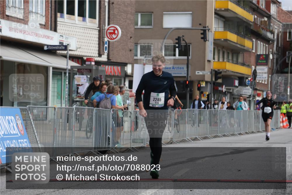 15.09.2024 - PSD Bank Halbmarathon Michael Strokosch http://msf.ph/oto/7088023 15.09.2024 12:38:31 Ziel 2285 meine-sportfotos.de