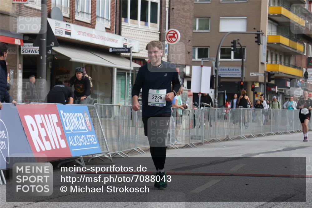 15.09.2024 - PSD Bank Halbmarathon Michael Strokosch http://msf.ph/oto/7088043 15.09.2024 12:38:32 Ziel 2285 meine-sportfotos.de