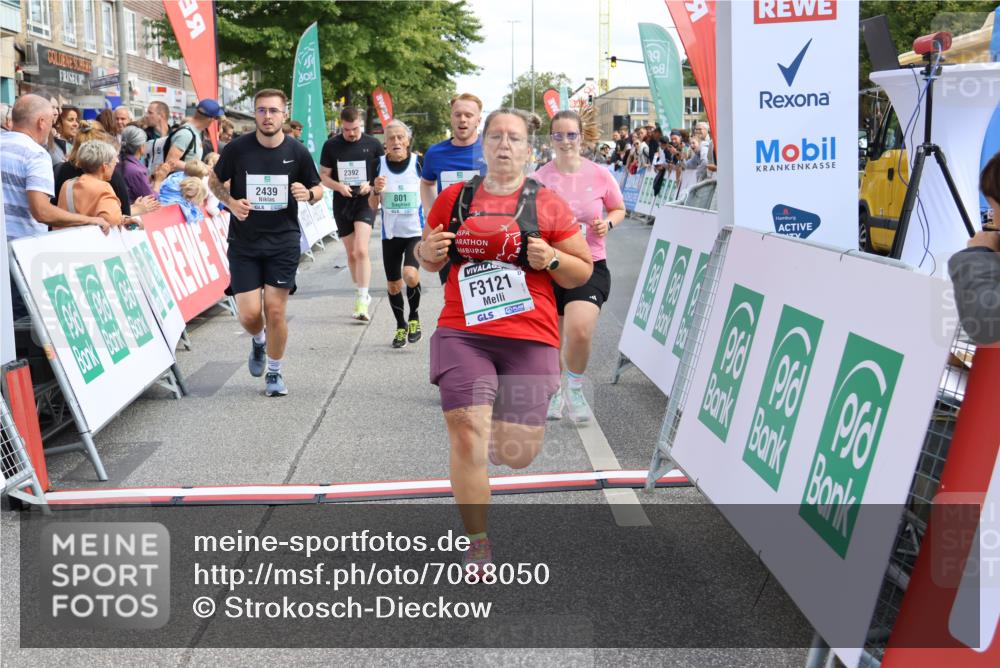 15.09.2024 - PSD Bank Halbmarathon Strokosch-Dieckow http://msf.ph/oto/7088050 15.09.2024 12:28:36 Ziel 2392, 2439, 2441, 3017, 3073, 3121, 3225, 3274, 3327 meine-sportfotos.de