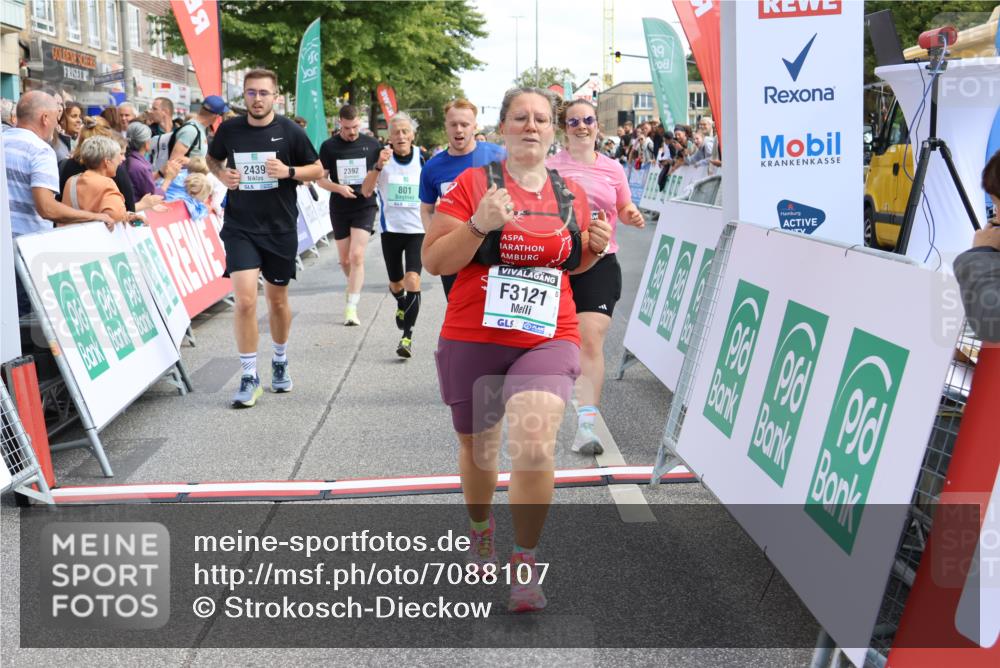15.09.2024 - PSD Bank Halbmarathon Strokosch-Dieckow http://msf.ph/oto/7088107 15.09.2024 12:28:36 Ziel 2392, 2439, 2441, 3017, 3073, 3121, 3225, 3274, 3327 meine-sportfotos.de
