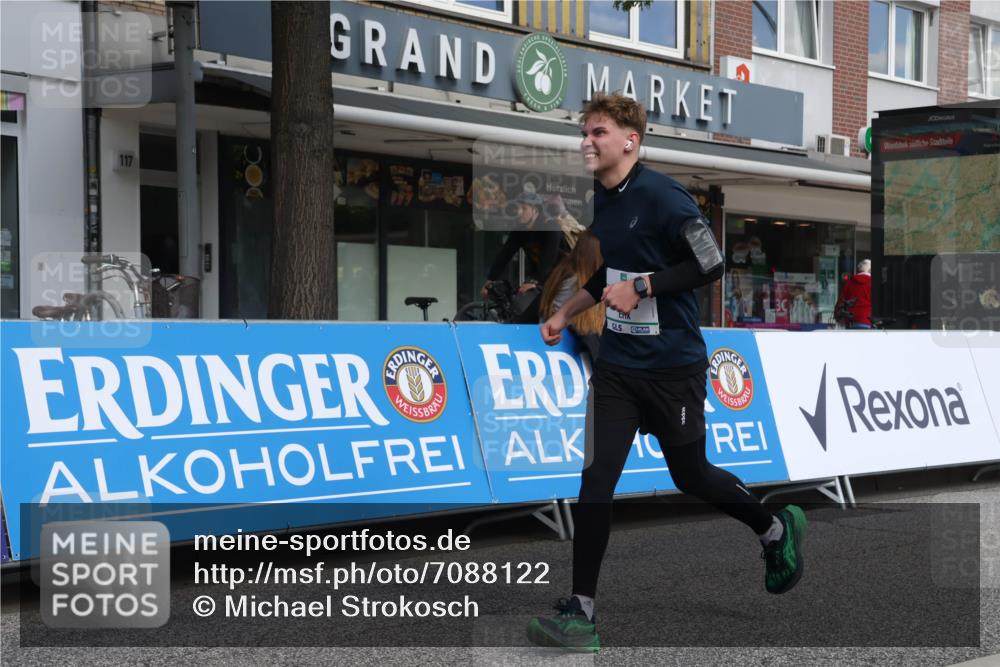 15.09.2024 - PSD Bank Halbmarathon Michael Strokosch http://msf.ph/oto/7088122 15.09.2024 12:38:36 Ziel 2285, 3123 meine-sportfotos.de
