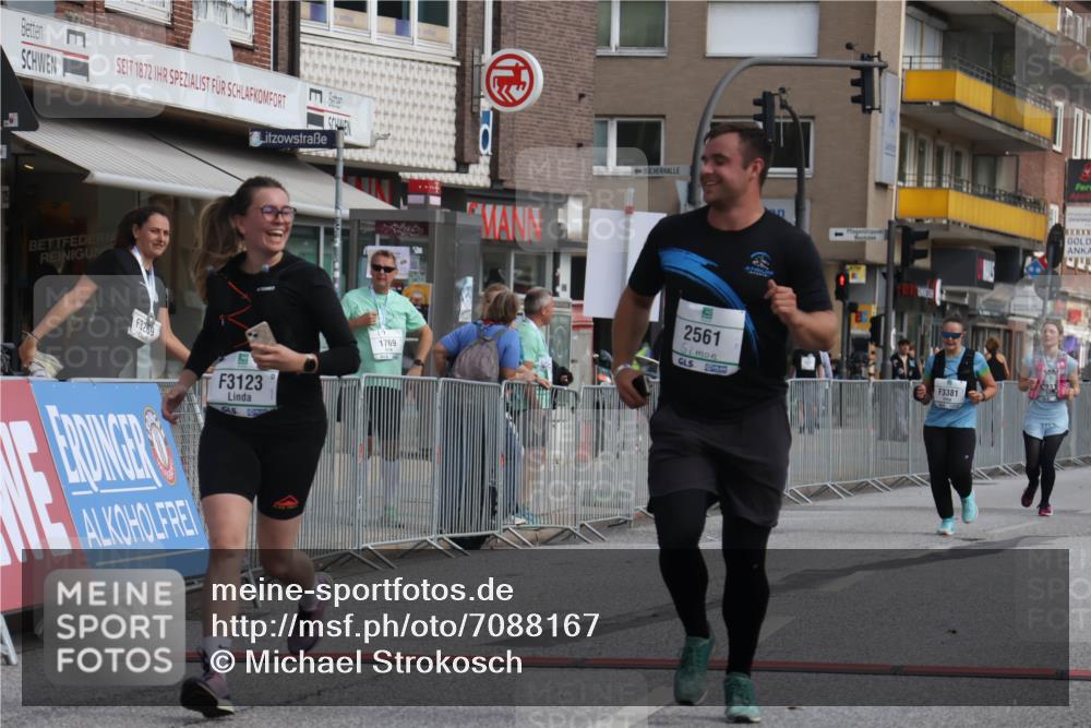 15.09.2024 - PSD Bank Halbmarathon Michael Strokosch http://msf.ph/oto/7088167 15.09.2024 12:38:40 Ziel 2285, 3123, 3381 meine-sportfotos.de