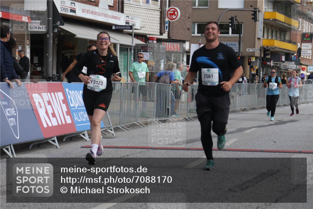 15.09.2024 - PSD Bank Halbmarathon Michael Strokosch http://msf.ph/oto/7088170 15.09.2024 12:38:41 Ziel 2285, 3123, 3381 meine-sportfotos.de