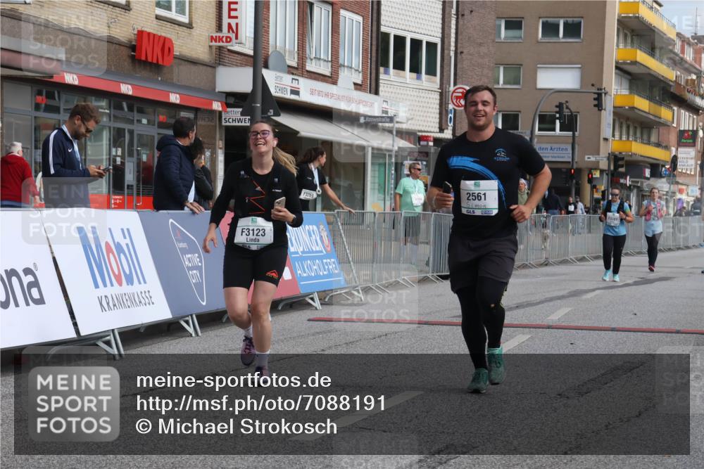 15.09.2024 - PSD Bank Halbmarathon Michael Strokosch http://msf.ph/oto/7088191 15.09.2024 12:38:42 Ziel 2285, 3123, 3381 meine-sportfotos.de