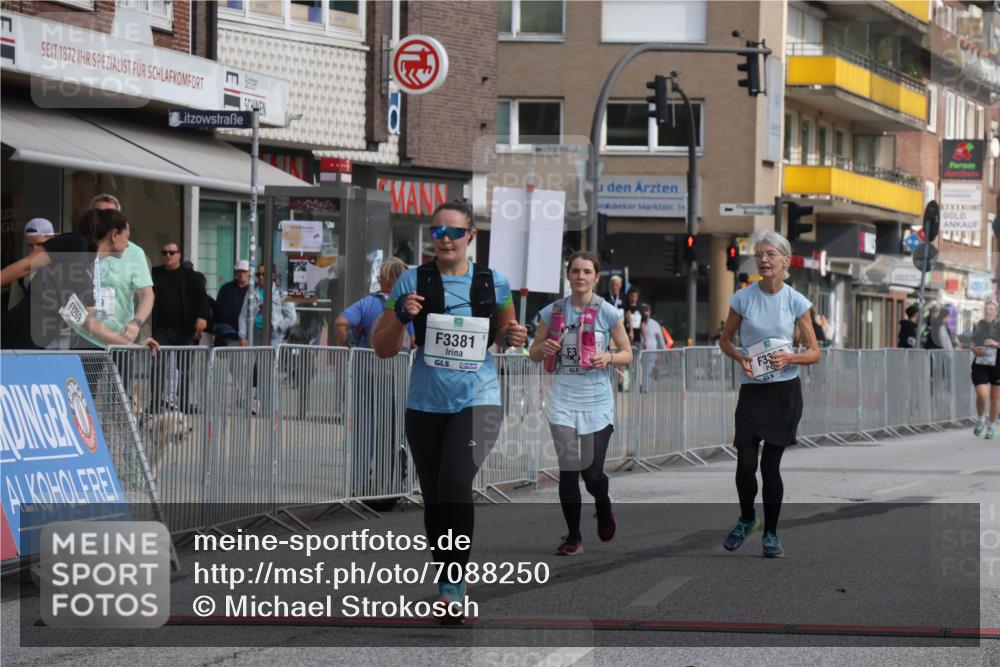 15.09.2024 - PSD Bank Halbmarathon Michael Strokosch http://msf.ph/oto/7088250 15.09.2024 12:38:47 Ziel 3123, 3332, 3333, 3381 meine-sportfotos.de