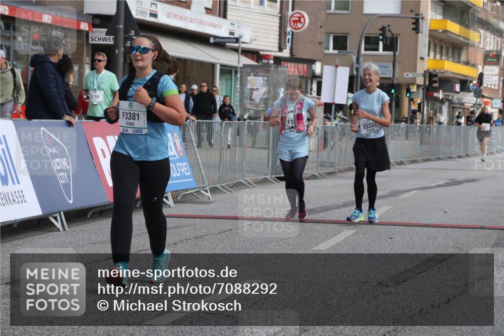 15.09.2024 - PSD Bank Halbmarathon Michael Strokosch http://msf.ph/oto/7088292 15.09.2024 12:38:50 Ziel 3123, 3332, 3333, 3381 meine-sportfotos.de
