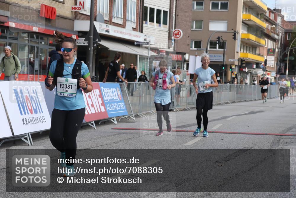 15.09.2024 - PSD Bank Halbmarathon Michael Strokosch http://msf.ph/oto/7088305 15.09.2024 12:38:50 Ziel 3123, 3332, 3333, 3381 meine-sportfotos.de