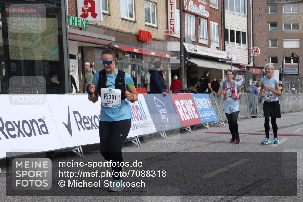 15.09.2024 - PSD Bank Halbmarathon Michael Strokosch http://msf.ph/oto/7088318 15.09.2024 12:38:51 Ziel 3123, 3332, 3333, 3381 meine-sportfotos.de
