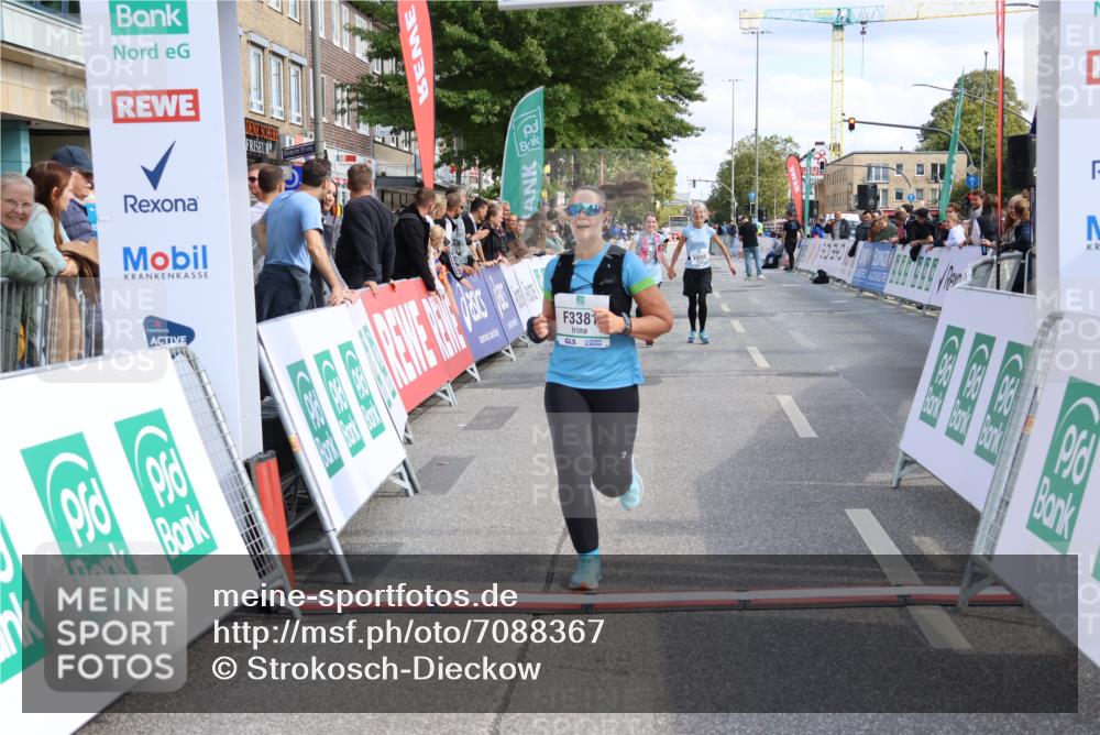 15.09.2024 - PSD Bank Halbmarathon Strokosch-Dieckow http://msf.ph/oto/7088367 15.09.2024 12:39:11 Ziel 3123, 3332, 3333, 3381 meine-sportfotos.de