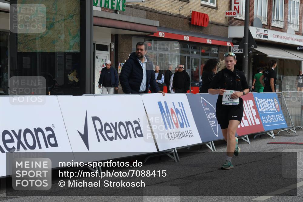 15.09.2024 - PSD Bank Halbmarathon Michael Strokosch http://msf.ph/oto/7088415 15.09.2024 12:39:04 Ziel 2523, 2954, 3367 meine-sportfotos.de