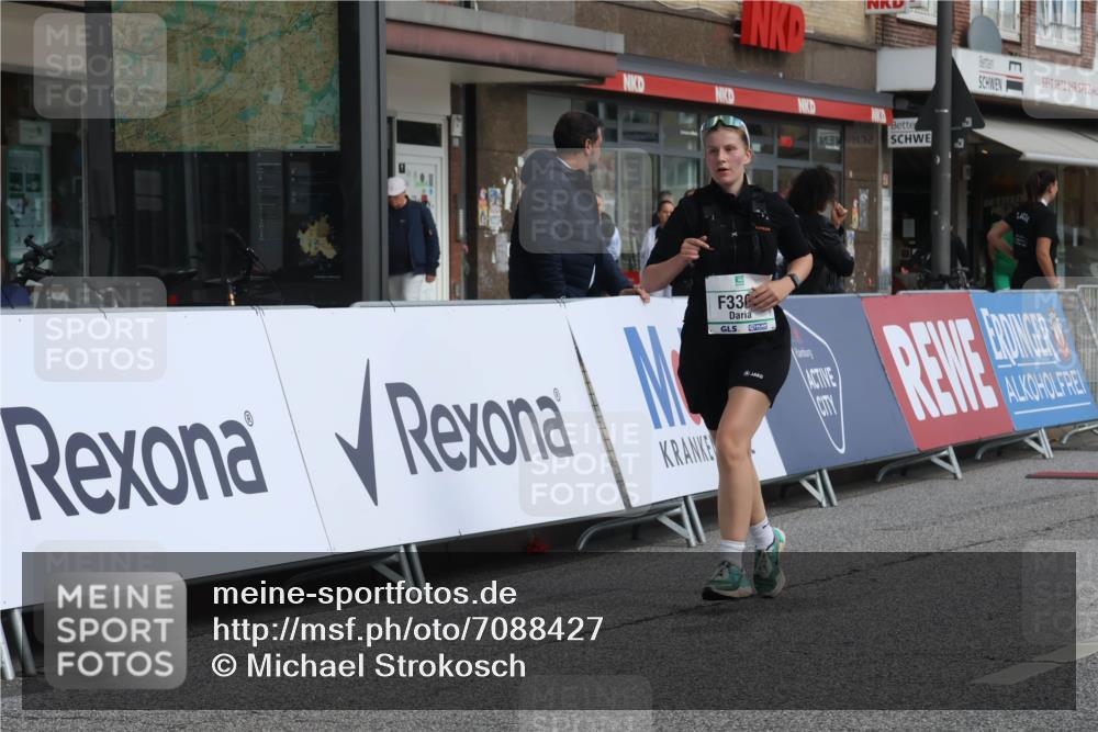 15.09.2024 - PSD Bank Halbmarathon Michael Strokosch http://msf.ph/oto/7088427 15.09.2024 12:39:05 Ziel 2523, 2954, 3367 meine-sportfotos.de