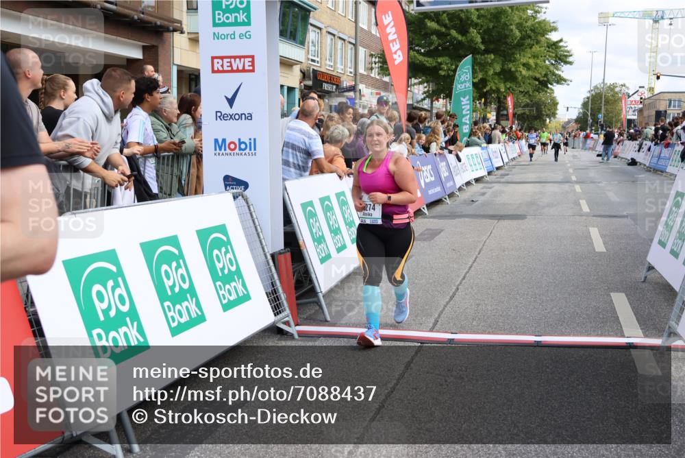 15.09.2024 - PSD Bank Halbmarathon Strokosch-Dieckow http://msf.ph/oto/7088437 15.09.2024 12:28:44 Ziel 2392, 2439, 2441, 3017, 3121, 3225, 3274 meine-sportfotos.de