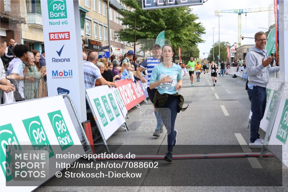 15.09.2024 - PSD Bank Halbmarathon Strokosch-Dieckow http://msf.ph/oto/7088602 15.09.2024 12:28:58 Ziel 2108, 2458, 2715, 3442 meine-sportfotos.de