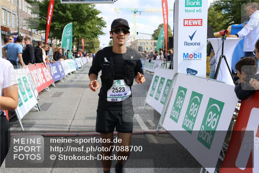 15.09.2024 - PSD Bank Halbmarathon Strokosch-Dieckow http://msf.ph/oto/7088700 15.09.2024 12:39:38 Ziel 2523, 2954, 3367 meine-sportfotos.de