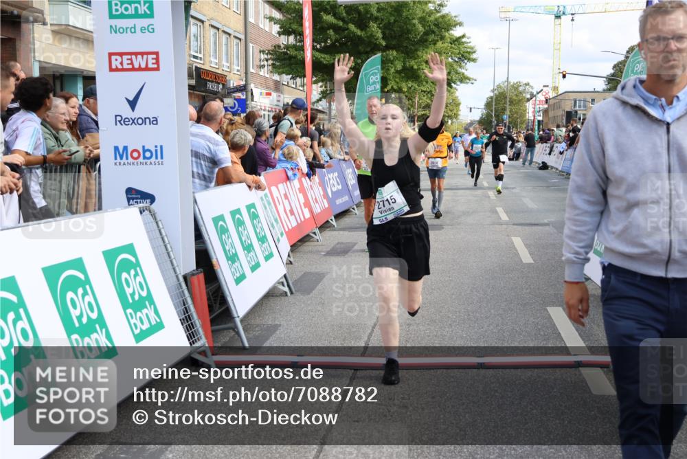 15.09.2024 - PSD Bank Halbmarathon Strokosch-Dieckow http://msf.ph/oto/7088782 15.09.2024 12:29:04 Ziel 2076, 2108, 2157, 2458, 2715, 3255, 3442 meine-sportfotos.de