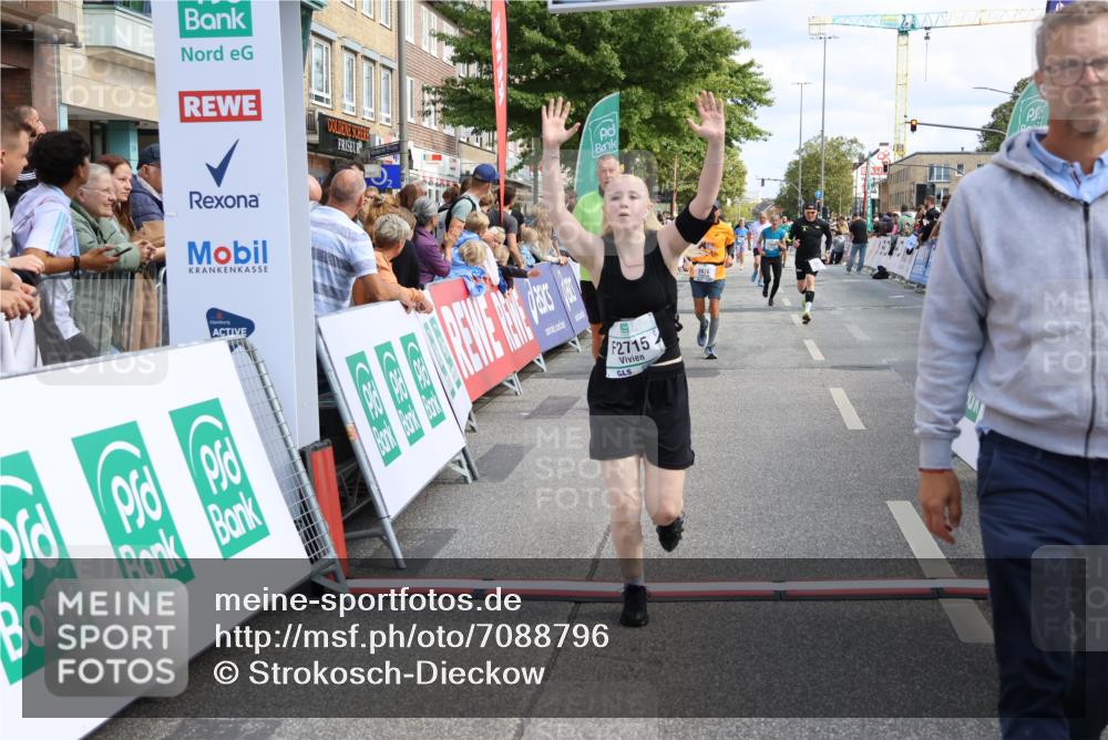 15.09.2024 - PSD Bank Halbmarathon Strokosch-Dieckow http://msf.ph/oto/7088796 15.09.2024 12:29:04 Ziel 2076, 2108, 2157, 2458, 2715, 3255, 3442 meine-sportfotos.de