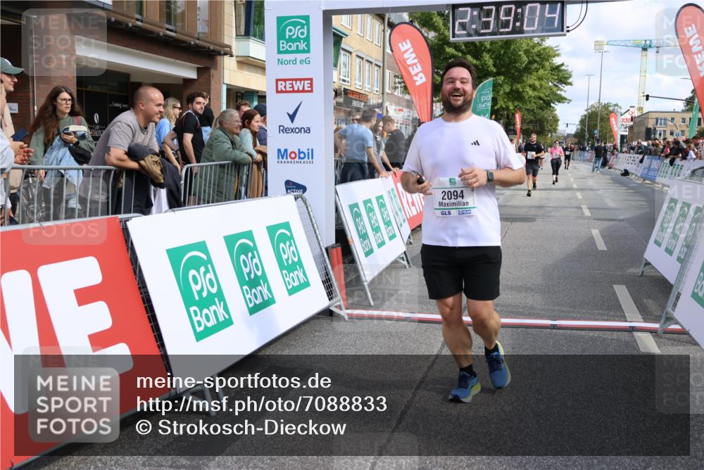 15.09.2024 - PSD Bank Halbmarathon Strokosch-Dieckow http://msf.ph/oto/7088833 15.09.2024 12:39:55 Ziel 2094, 2137 meine-sportfotos.de
