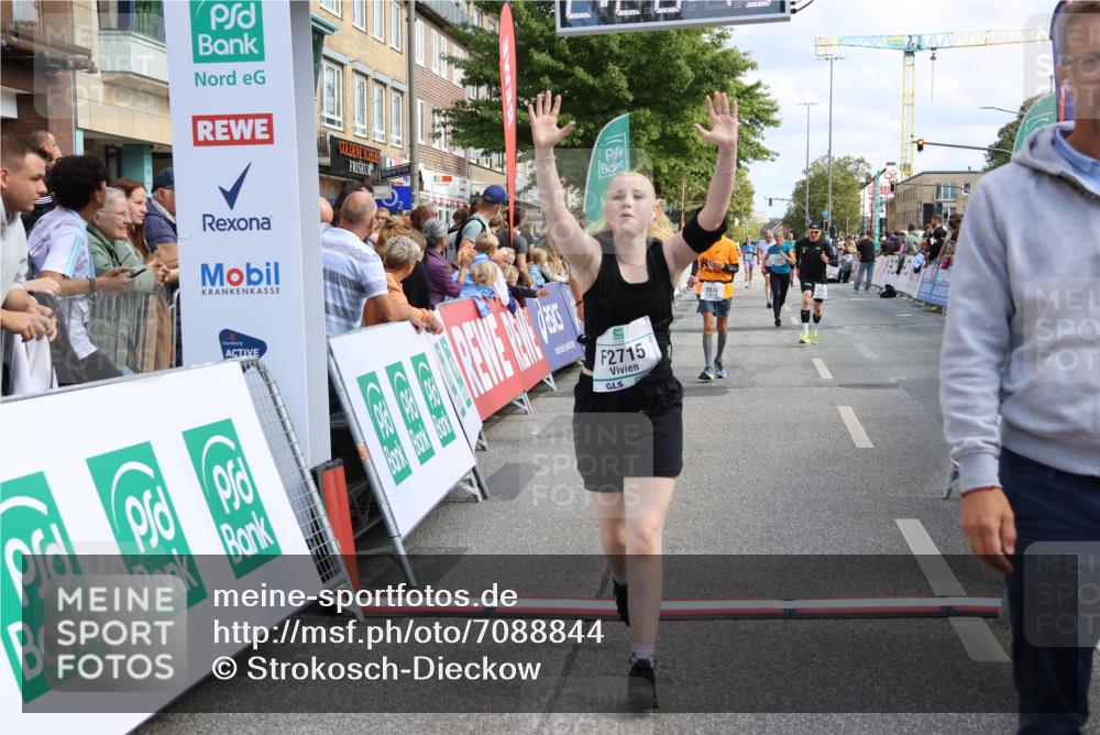 15.09.2024 - PSD Bank Halbmarathon Strokosch-Dieckow http://msf.ph/oto/7088844 15.09.2024 12:29:04 Ziel 2076, 2108, 2157, 2458, 2715, 3255, 3442 meine-sportfotos.de