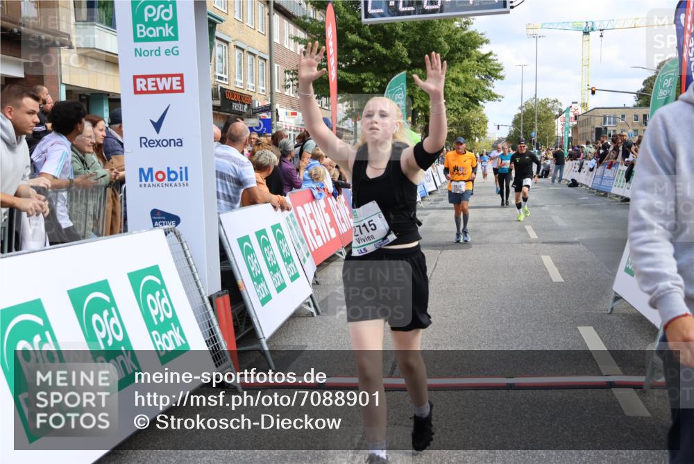 15.09.2024 - PSD Bank Halbmarathon Strokosch-Dieckow http://msf.ph/oto/7088901 15.09.2024 12:29:05 Ziel 2076, 2108, 2157, 2288, 2458, 2715, 3255, 3442 meine-sportfotos.de