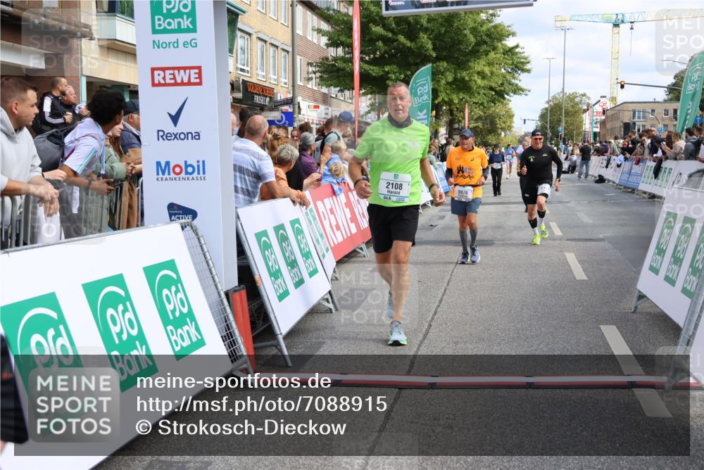 15.09.2024 - PSD Bank Halbmarathon Strokosch-Dieckow http://msf.ph/oto/7088915 15.09.2024 12:29:06 Ziel 2076, 2108, 2157, 2288, 2458, 2715, 3255, 3442 meine-sportfotos.de