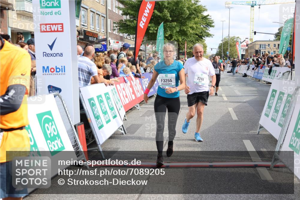 15.09.2024 - PSD Bank Halbmarathon Strokosch-Dieckow http://msf.ph/oto/7089205 15.09.2024 12:29:12 Ziel 2076, 2108, 2157, 2288, 2715, 3057, 3247, 3255, 3266, 3287, 3325 meine-sportfotos.de