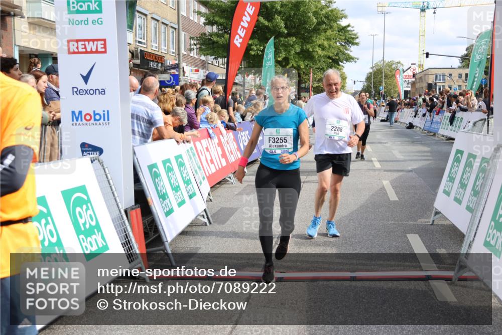 15.09.2024 - PSD Bank Halbmarathon Strokosch-Dieckow http://msf.ph/oto/7089222 15.09.2024 12:29:12 Ziel 2076, 2108, 2157, 2288, 2715, 3057, 3247, 3255, 3266, 3287, 3325 meine-sportfotos.de
