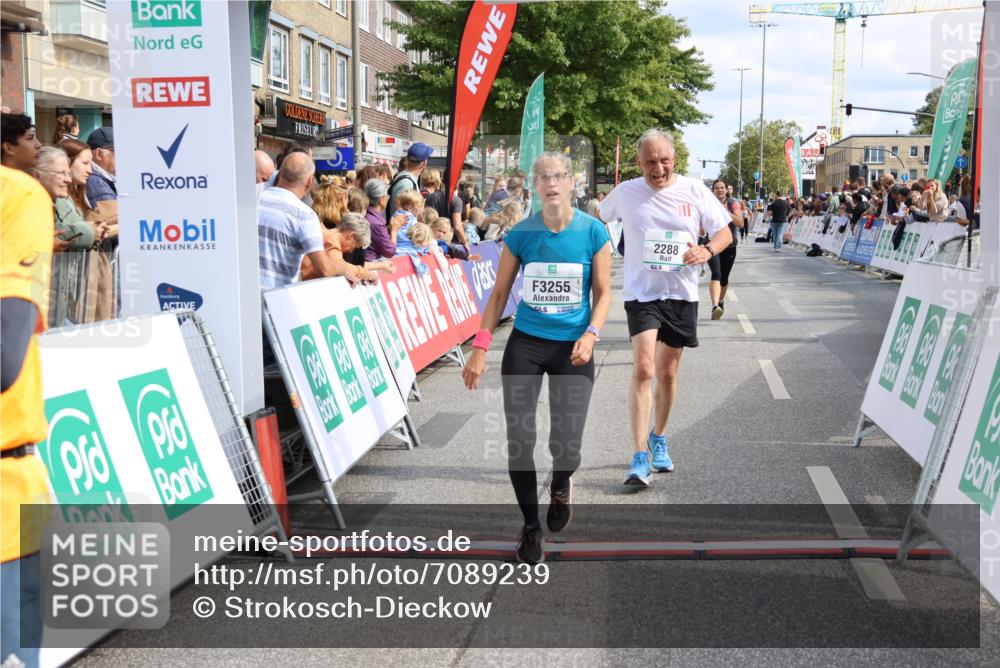 15.09.2024 - PSD Bank Halbmarathon Strokosch-Dieckow http://msf.ph/oto/7089239 15.09.2024 12:29:12 Ziel 2076, 2108, 2157, 2288, 2715, 3057, 3247, 3255, 3266, 3287, 3325 meine-sportfotos.de
