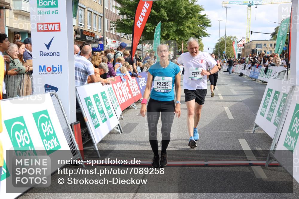 15.09.2024 - PSD Bank Halbmarathon Strokosch-Dieckow http://msf.ph/oto/7089258 15.09.2024 12:29:12 Ziel 2076, 2108, 2157, 2288, 2715, 3057, 3247, 3255, 3266, 3287, 3325 meine-sportfotos.de