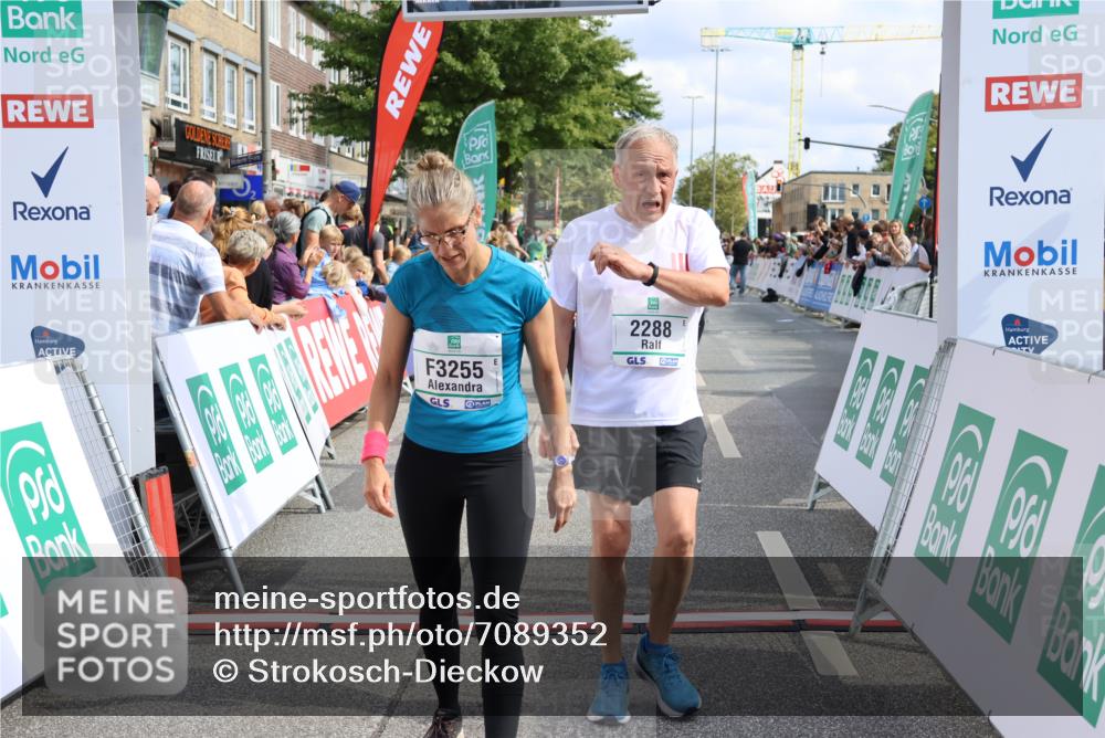15.09.2024 - PSD Bank Halbmarathon Strokosch-Dieckow http://msf.ph/oto/7089352 15.09.2024 12:29:14 Ziel 2076, 2108, 2157, 2288, 2715, 3057, 3247, 3255, 3266, 3287, 3325 meine-sportfotos.de