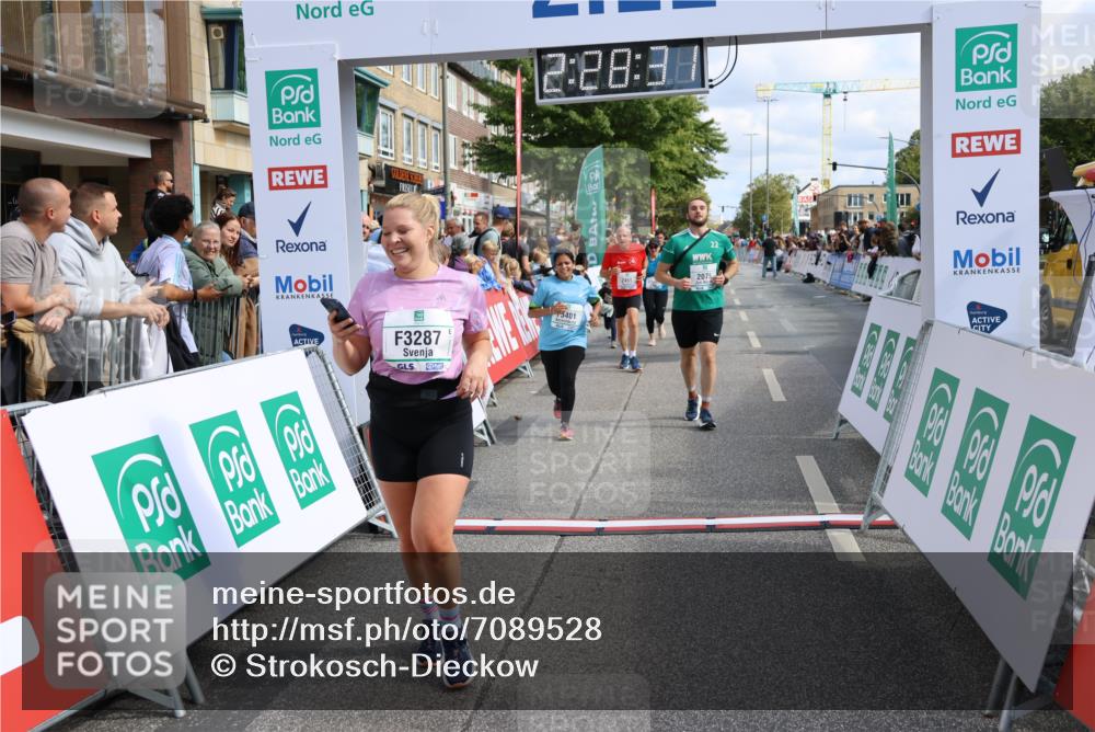 15.09.2024 - PSD Bank Halbmarathon Strokosch-Dieckow http://msf.ph/oto/7089528 15.09.2024 12:29:22 Ziel 2073, 2075, 2089, 2288, 2362, 2451, 3057, 3247, 3255, 3266, 3287, 3325, 3401, 3491 meine-sportfotos.de