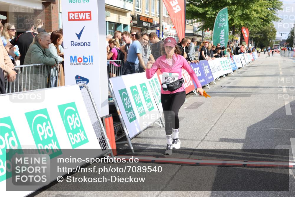 15.09.2024 - PSD Bank Halbmarathon Strokosch-Dieckow http://msf.ph/oto/7089540 15.09.2024 12:40:43 Ziel 1668, 2428, 3499 meine-sportfotos.de