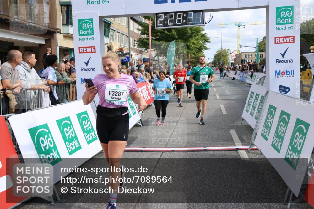 15.09.2024 - PSD Bank Halbmarathon Strokosch-Dieckow http://msf.ph/oto/7089564 15.09.2024 12:29:22 Ziel 2073, 2075, 2089, 2288, 2362, 2451, 3057, 3247, 3255, 3266, 3287, 3325, 3401, 3491 meine-sportfotos.de