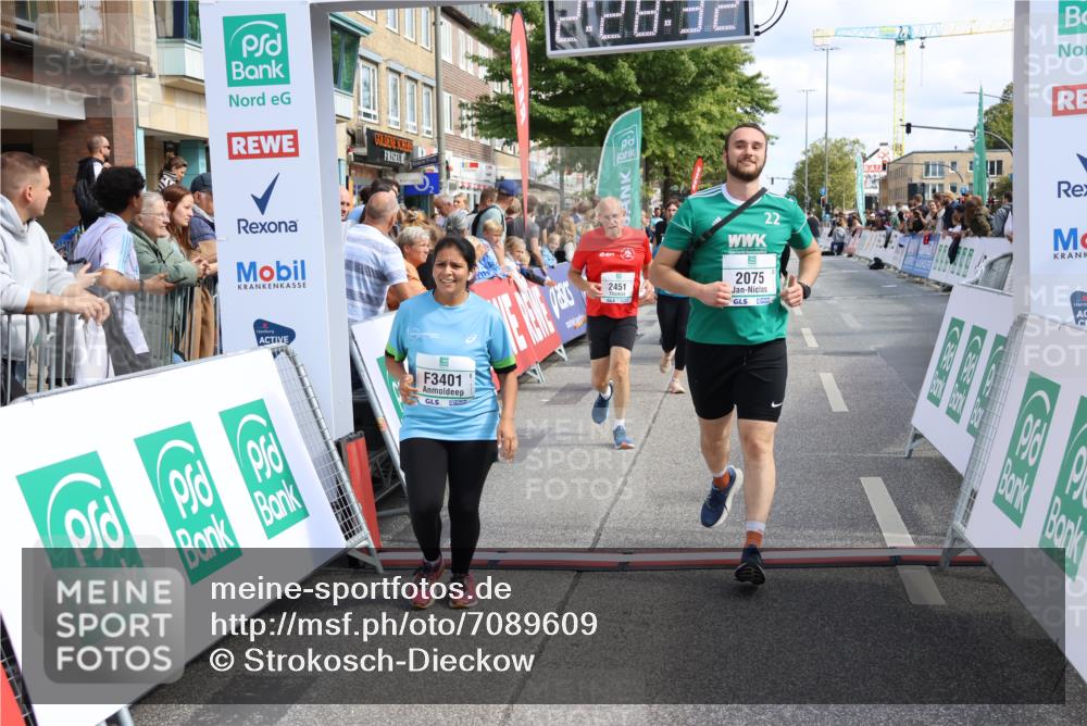 15.09.2024 - PSD Bank Halbmarathon Strokosch-Dieckow http://msf.ph/oto/7089609 15.09.2024 12:29:23 Ziel 2073, 2075, 2089, 2288, 2362, 2451, 3057, 3247, 3255, 3266, 3287, 3325, 3401, 3491 meine-sportfotos.de