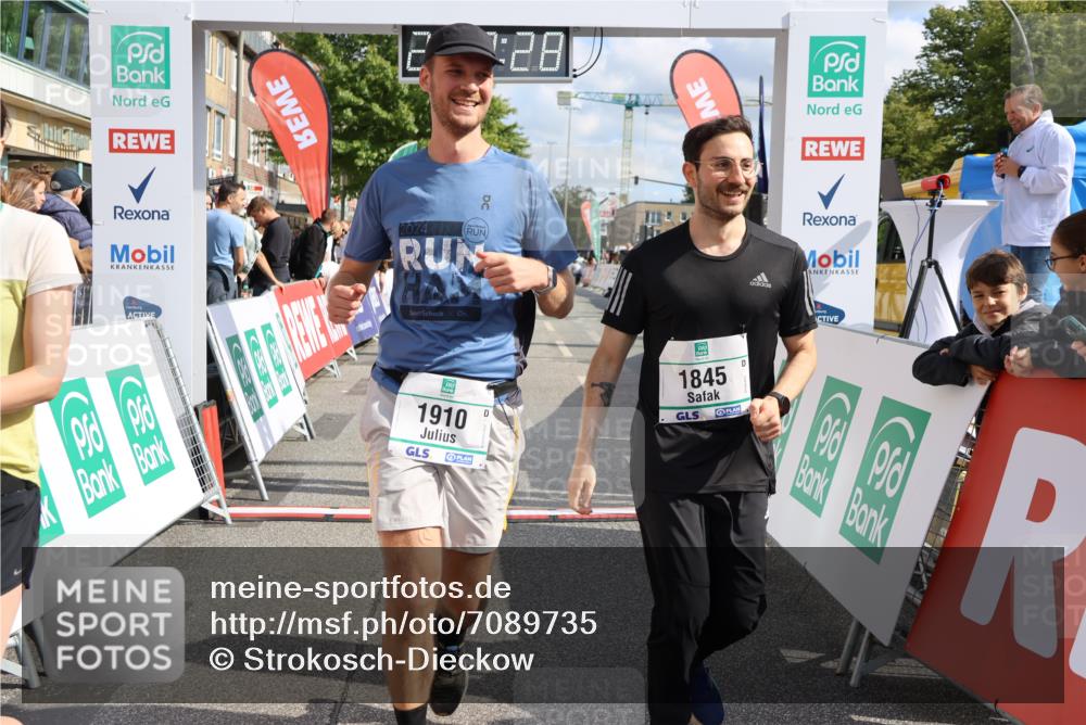 15.09.2024 - PSD Bank Halbmarathon Strokosch-Dieckow http://msf.ph/oto/7089735 15.09.2024 12:41:19 Ziel 1845, 1910, 3444 meine-sportfotos.de