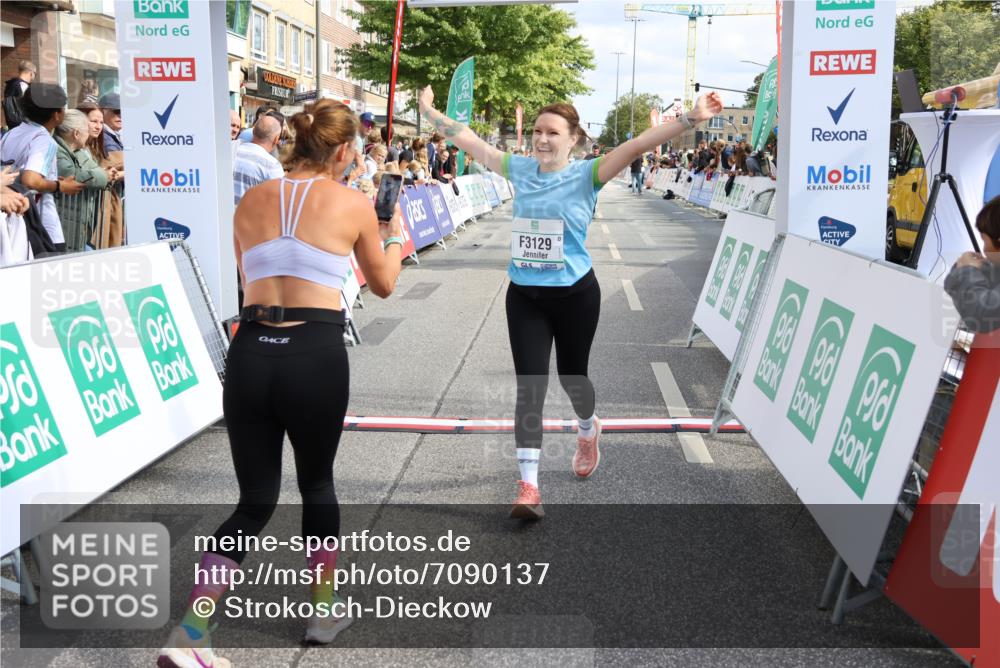 15.09.2024 - PSD Bank Halbmarathon Strokosch-Dieckow http://msf.ph/oto/7090137 15.09.2024 12:29:32 Ziel 2073, 2075, 2089, 2362, 2446, 2451, 3129, 3287, 3401, 3488, 3491 meine-sportfotos.de