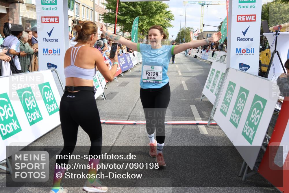 15.09.2024 - PSD Bank Halbmarathon Strokosch-Dieckow http://msf.ph/oto/7090198 15.09.2024 12:29:33 Ziel 2073, 2075, 2089, 2362, 2446, 2451, 3129, 3401, 3488, 3491 meine-sportfotos.de