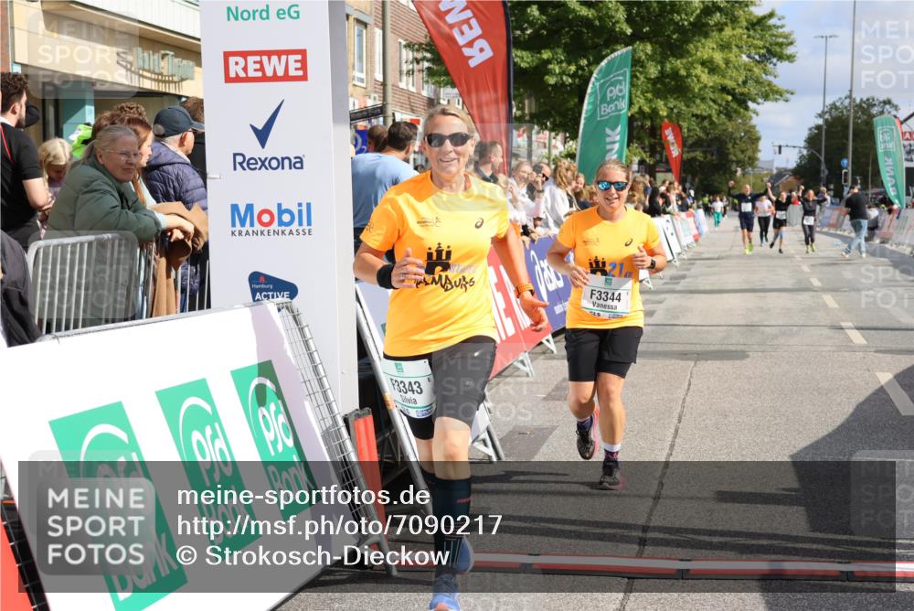 15.09.2024 - PSD Bank Halbmarathon Strokosch-Dieckow http://msf.ph/oto/7090217 15.09.2024 12:42:14 Ziel 2276, 3343, 3344, 3412 meine-sportfotos.de