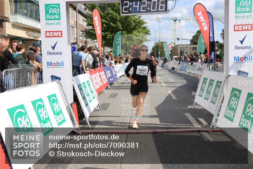 15.09.2024 - PSD Bank Halbmarathon Strokosch-Dieckow http://msf.ph/oto/7090381 15.09.2024 12:42:57 Ziel 2273, 3242, 3278, 3400 meine-sportfotos.de