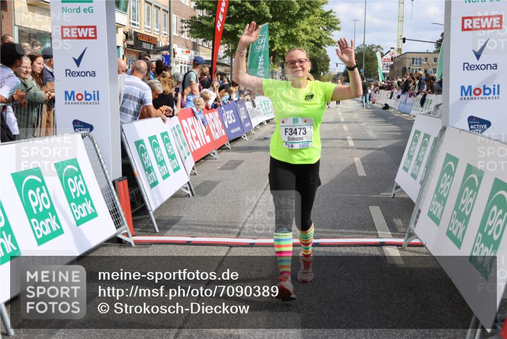 15.09.2024 - PSD Bank Halbmarathon Strokosch-Dieckow http://msf.ph/oto/7090389 15.09.2024 12:29:43 Ziel 2446, 3129, 3473, 3488 meine-sportfotos.de