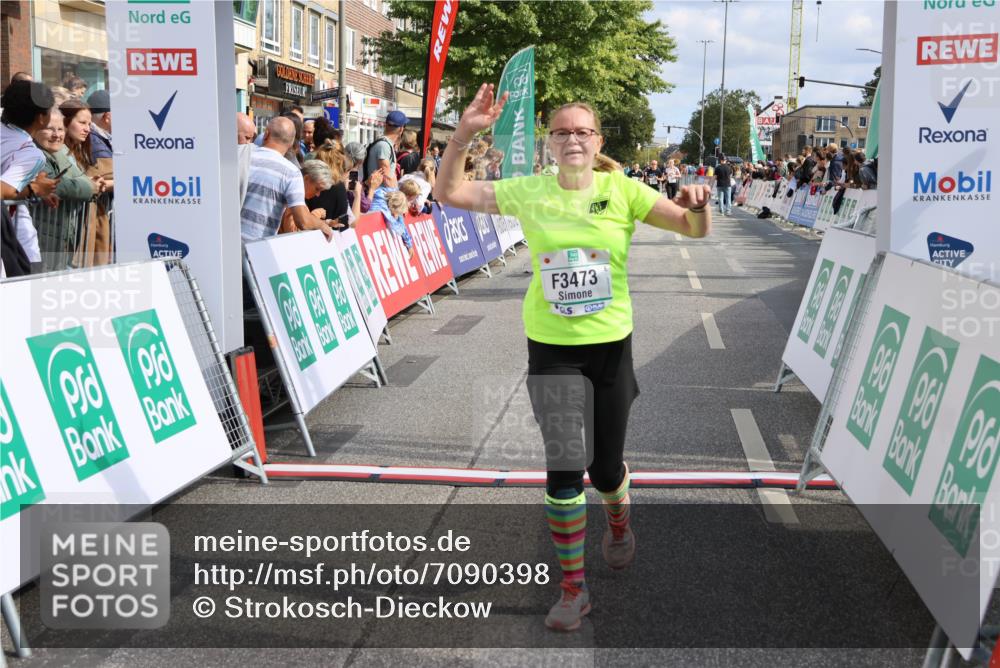 15.09.2024 - PSD Bank Halbmarathon Strokosch-Dieckow http://msf.ph/oto/7090398 15.09.2024 12:29:44 Ziel 2446, 3129, 3473, 3488 meine-sportfotos.de