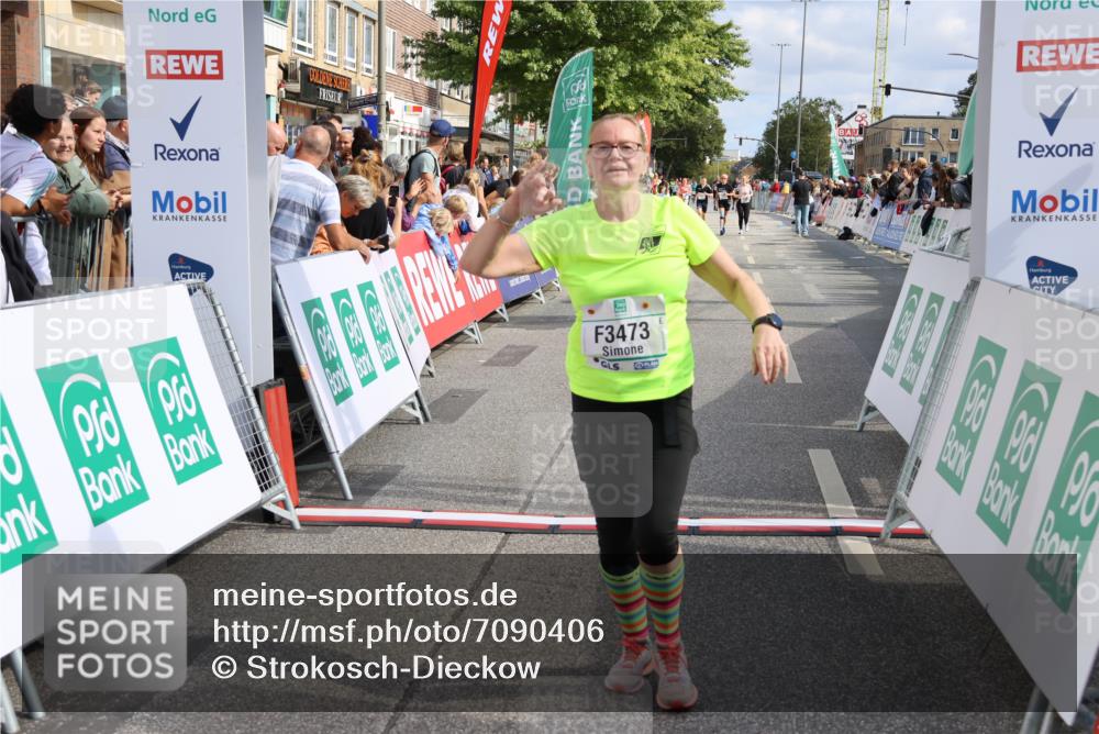 15.09.2024 - PSD Bank Halbmarathon Strokosch-Dieckow http://msf.ph/oto/7090406 15.09.2024 12:29:44 Ziel 2446, 3129, 3473, 3488 meine-sportfotos.de