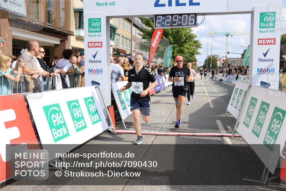 15.09.2024 - PSD Bank Halbmarathon Strokosch-Dieckow http://msf.ph/oto/7090430 15.09.2024 12:29:57 Ziel 2093, 3055, 3334, 3385 meine-sportfotos.de