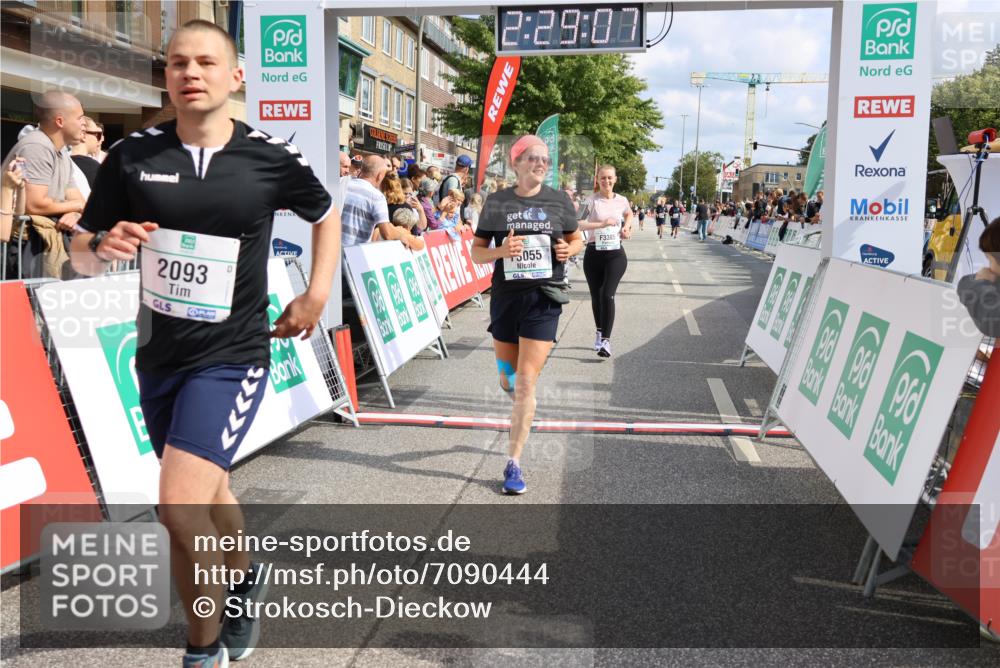 15.09.2024 - PSD Bank Halbmarathon Strokosch-Dieckow http://msf.ph/oto/7090444 15.09.2024 12:29:58 Ziel 2093, 3055, 3091, 3334, 3385 meine-sportfotos.de