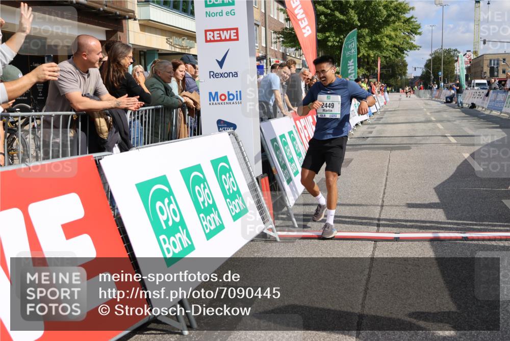 15.09.2024 - PSD Bank Halbmarathon Strokosch-Dieckow http://msf.ph/oto/7090445 15.09.2024 12:43:17 Ziel 2449, 3321 meine-sportfotos.de