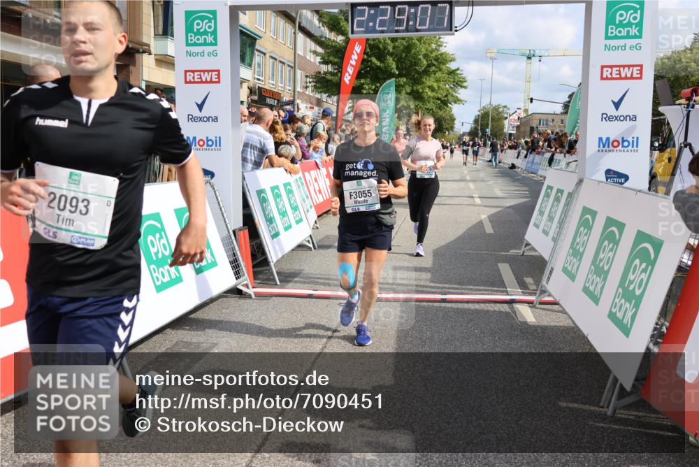 15.09.2024 - PSD Bank Halbmarathon Strokosch-Dieckow http://msf.ph/oto/7090451 15.09.2024 12:29:58 Ziel 2093, 3055, 3091, 3334, 3385 meine-sportfotos.de