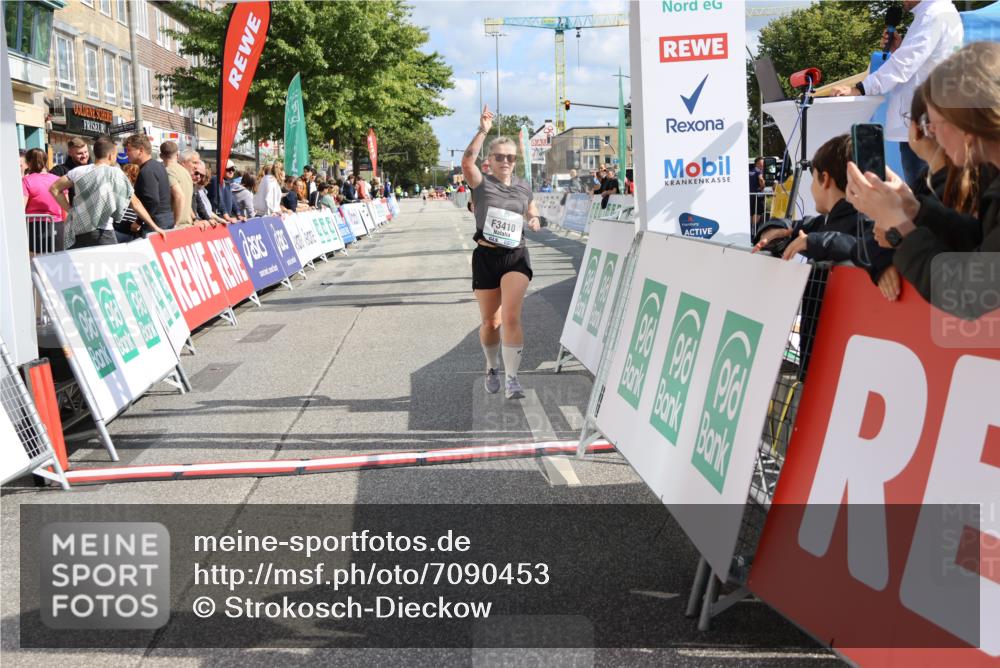 15.09.2024 - PSD Bank Halbmarathon Strokosch-Dieckow http://msf.ph/oto/7090453 15.09.2024 12:43:48 Ziel 2385, 3410 meine-sportfotos.de