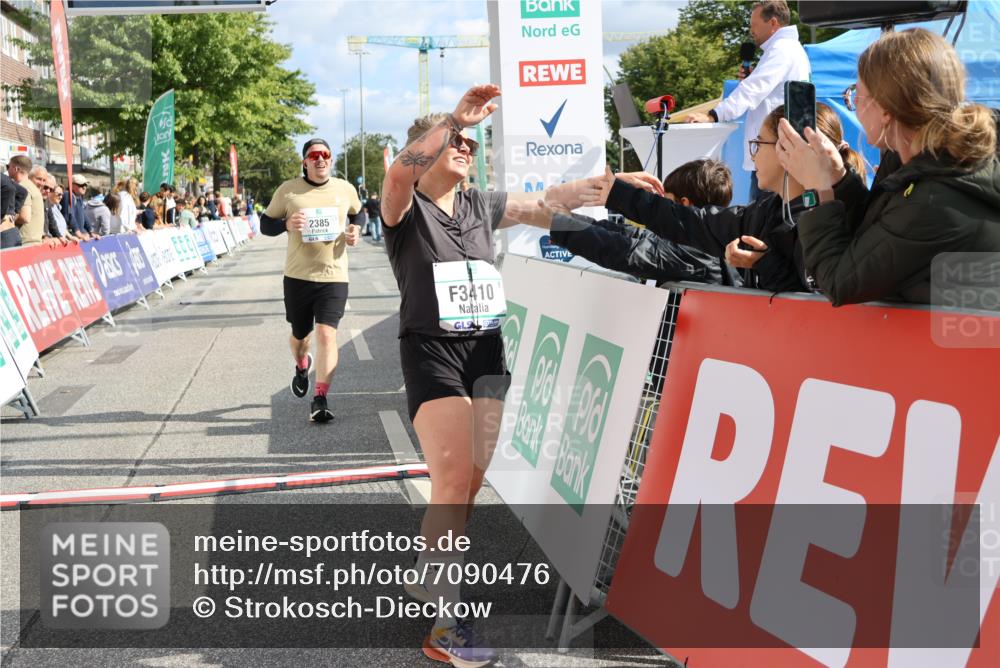 15.09.2024 - PSD Bank Halbmarathon Strokosch-Dieckow http://msf.ph/oto/7090476 15.09.2024 12:43:51 Ziel 2385, 3410 meine-sportfotos.de