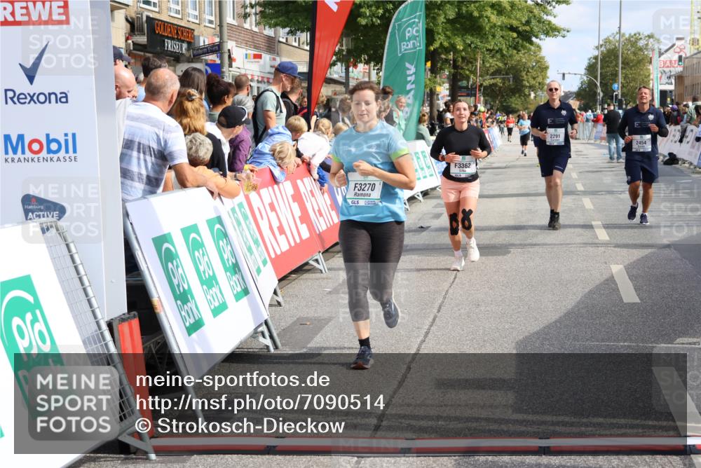 15.09.2024 - PSD Bank Halbmarathon Strokosch-Dieckow http://msf.ph/oto/7090514 15.09.2024 12:30:09 Ziel 2093, 2291, 2454, 3055, 3091, 3270, 3334, 3362, 3385 meine-sportfotos.de