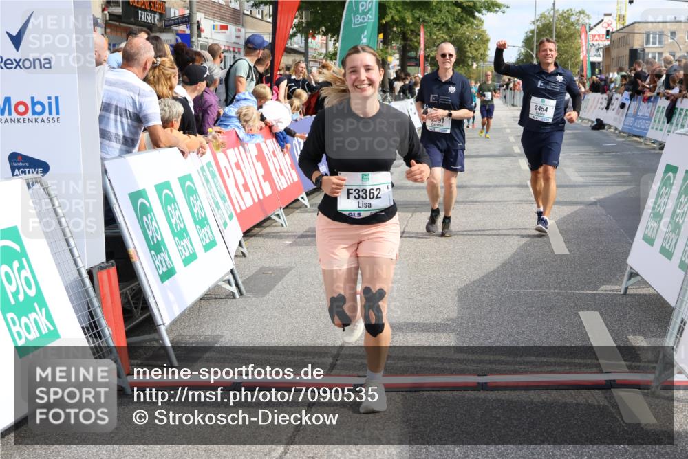 15.09.2024 - PSD Bank Halbmarathon Strokosch-Dieckow http://msf.ph/oto/7090535 15.09.2024 12:30:11 Ziel 2291, 2454, 3091, 3270, 3334, 3362, 3385 meine-sportfotos.de